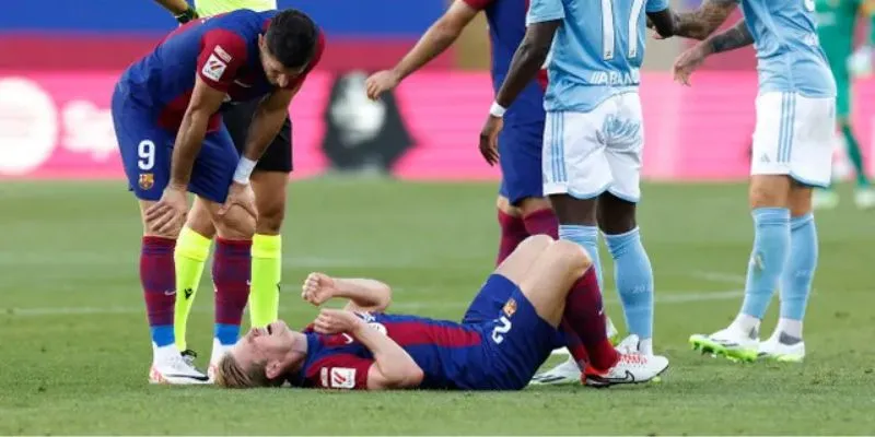 Barcelona có nhiều cầu thủ gặp chấn thương