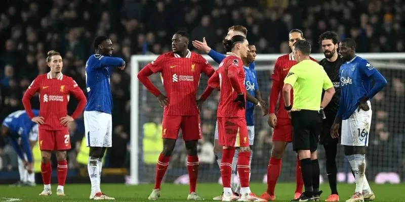 Nguyên nhân Liverpool gặp khủng hoảng